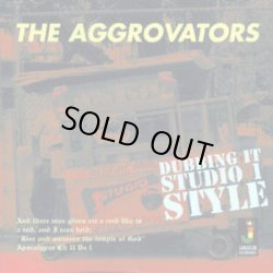 画像1: THE AGGROVATORS / DUBBING IT STUDIO 1 STYLE (LP)