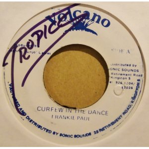 画像: FRANKIE PAUL / CURFEW IN THE DANCE (7")♪